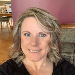 Meet your Posher, Deanna